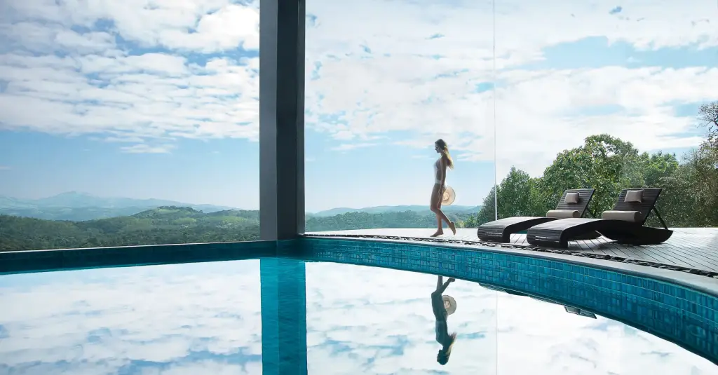 Pool im Taj Madikeri Coorg