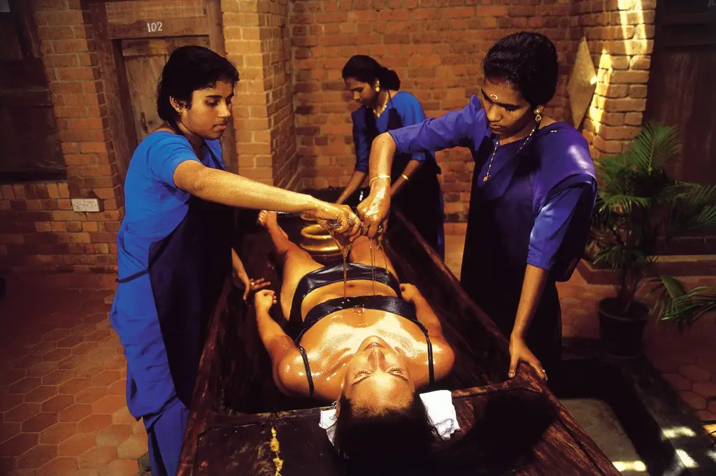 Ayurveda-Behandlung Pizhichill