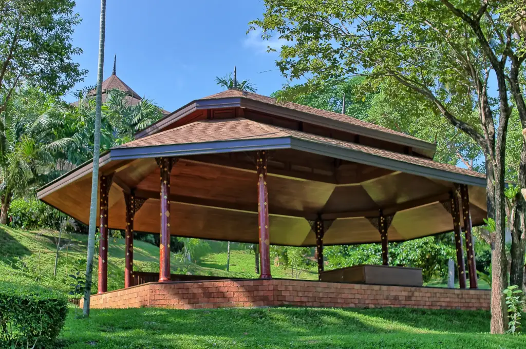 Yoga Halle im Mangosteen