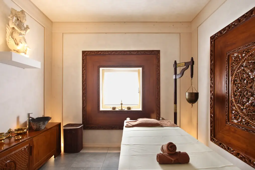 Behandlungszimmer im grossen Ayurveda-Bereich