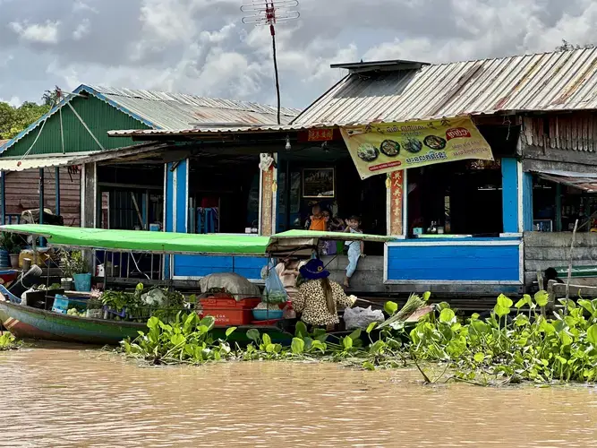 schwimmende Dörfer vom Tonle Sap See