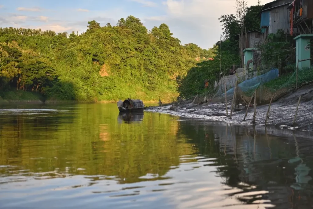 Knatterboot-Fahrt auf dem Sangu River