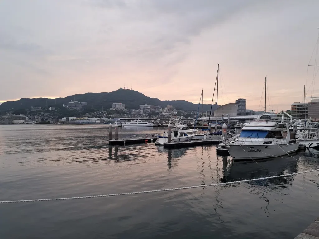 Abendstimmung im Hafen von Nagasaki