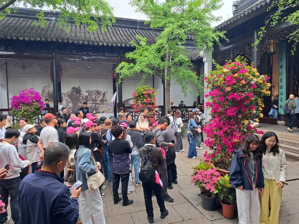 der Eingang zum einem der berühmten UNESCO-Gärten von Suzhou