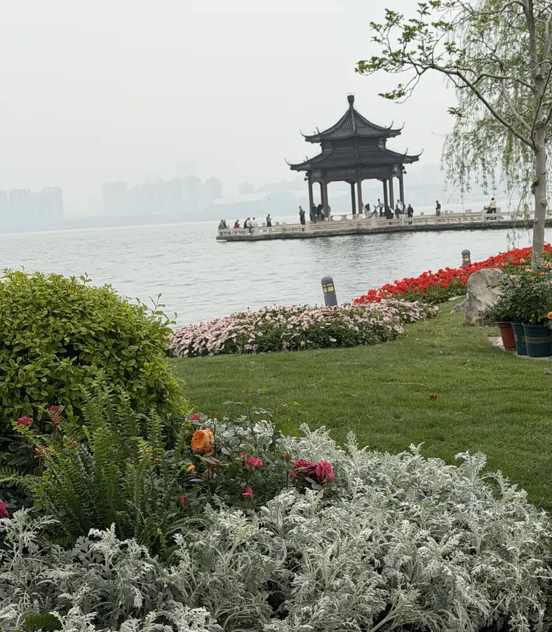 Pavillon am See