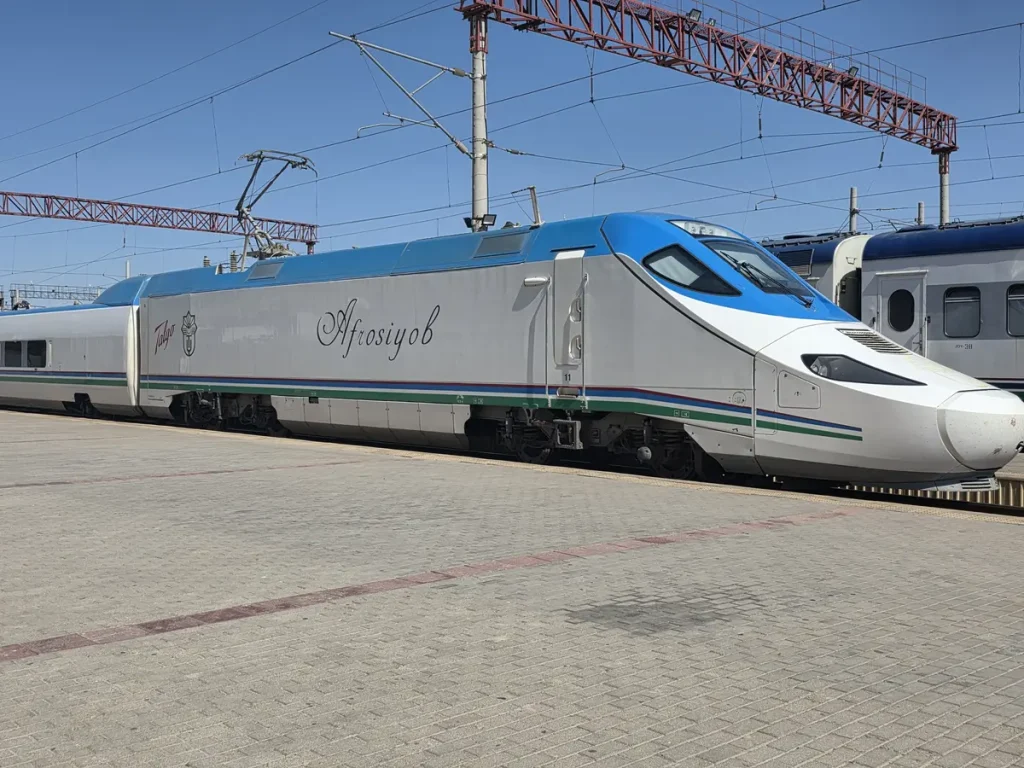 Zug nach Buchara