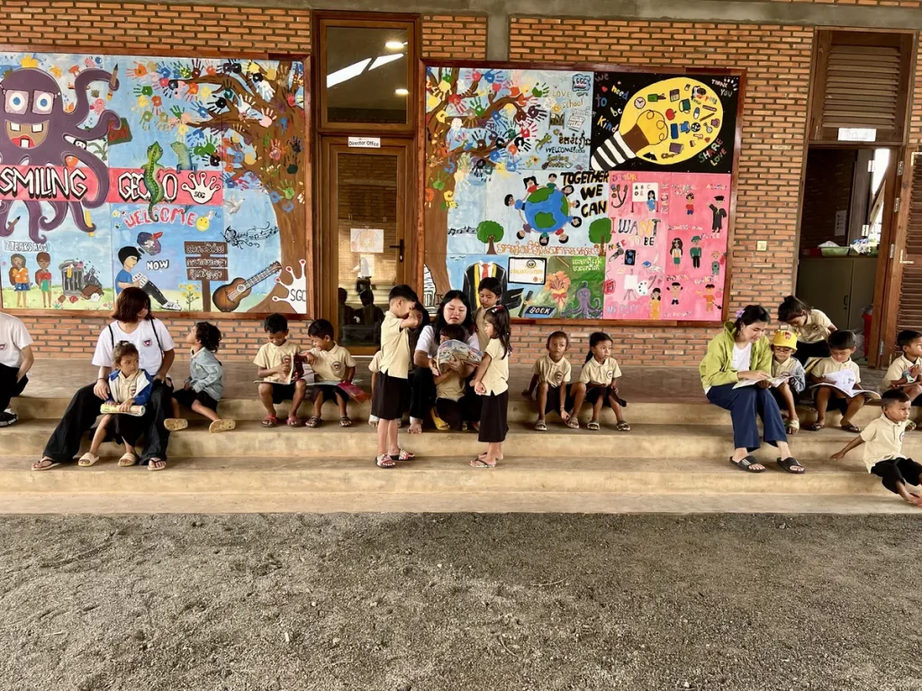 Schule von Smiling Gecko
