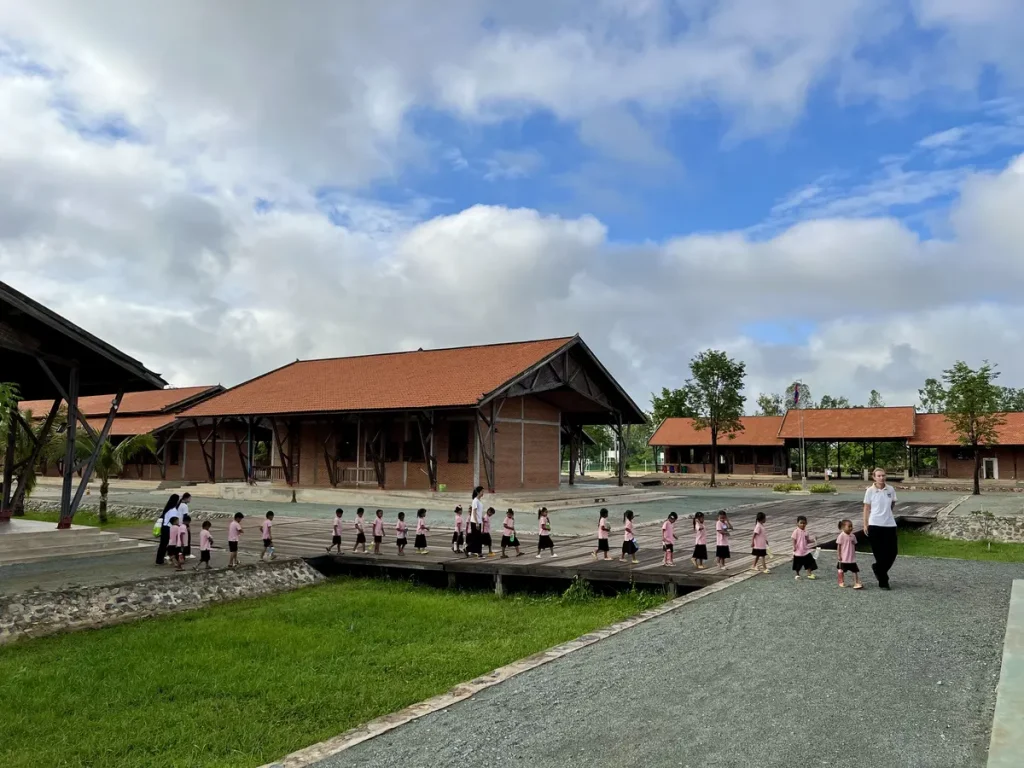 Schule von Smiling Gecko