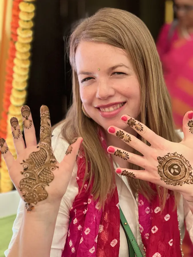 Kunstvolle Ornamente aus Henna
