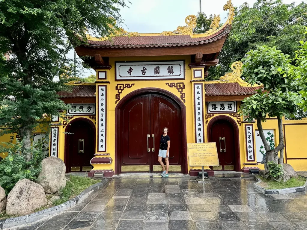 Bei der Tran Quoc Pagode.