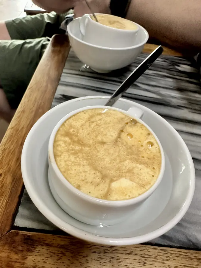 Und wieder ein Egg Coffee, soooo fein!