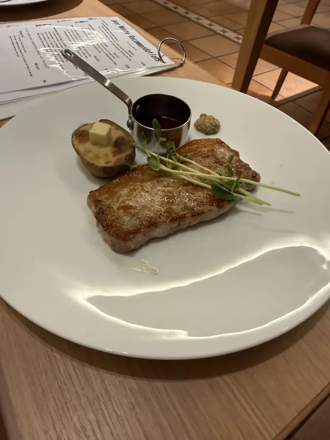 Abendessen im Hotel Bearmonte in Asahidake