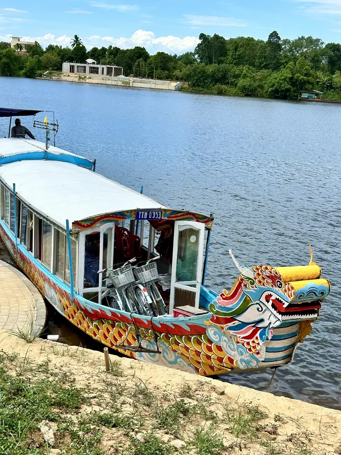 Das Boot wartet schon auf uns.