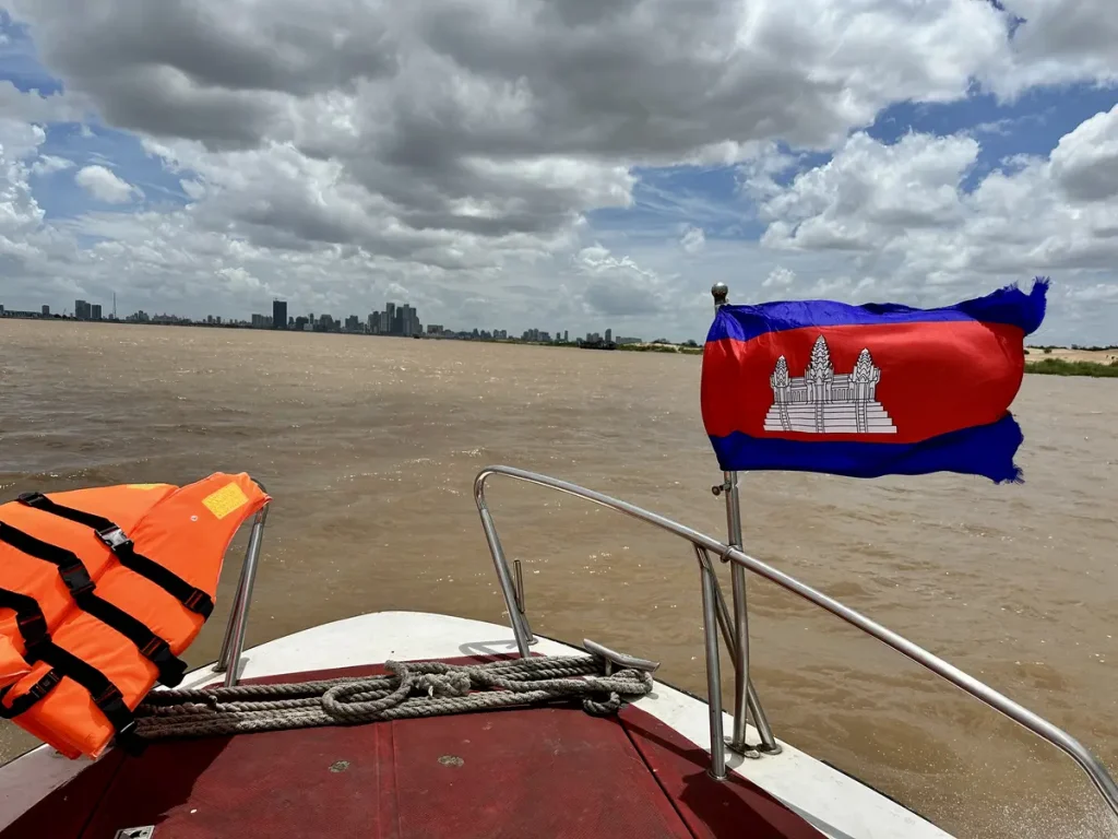Auf dem Wasser nach Kambodscha - den Mekong nochmals erleben.