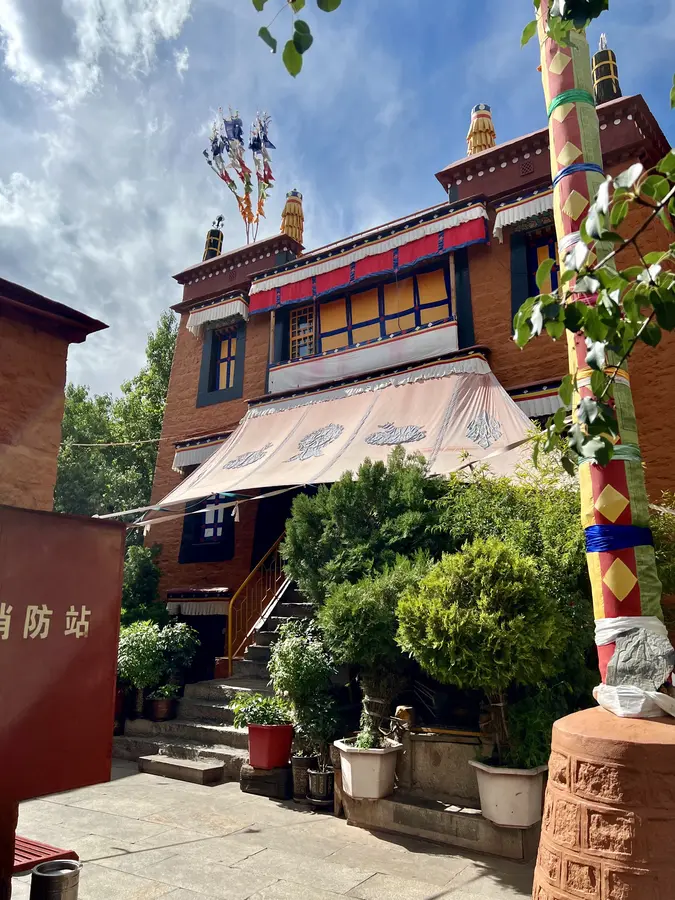 «Ani Tsungkang Gompa», Nonnenkloster auf dem Barkhor