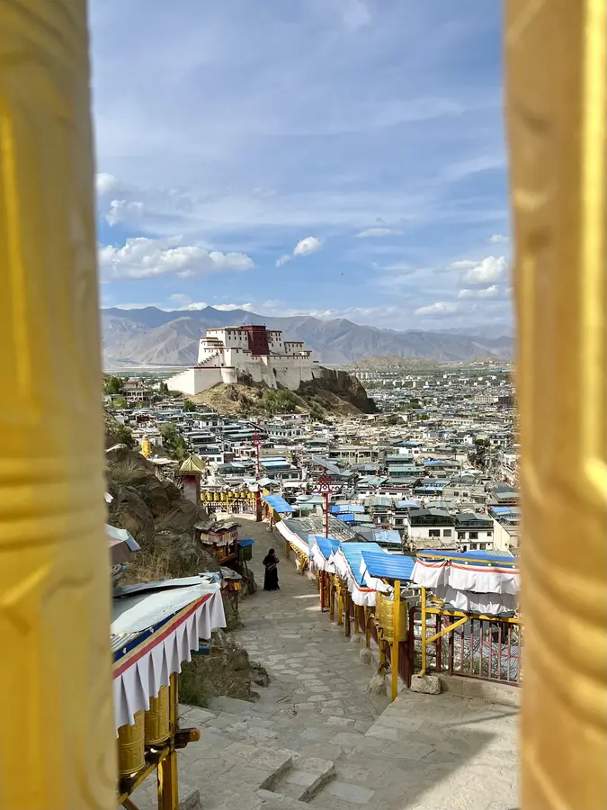 Festung Samtse Dzongbuk in Shigatse