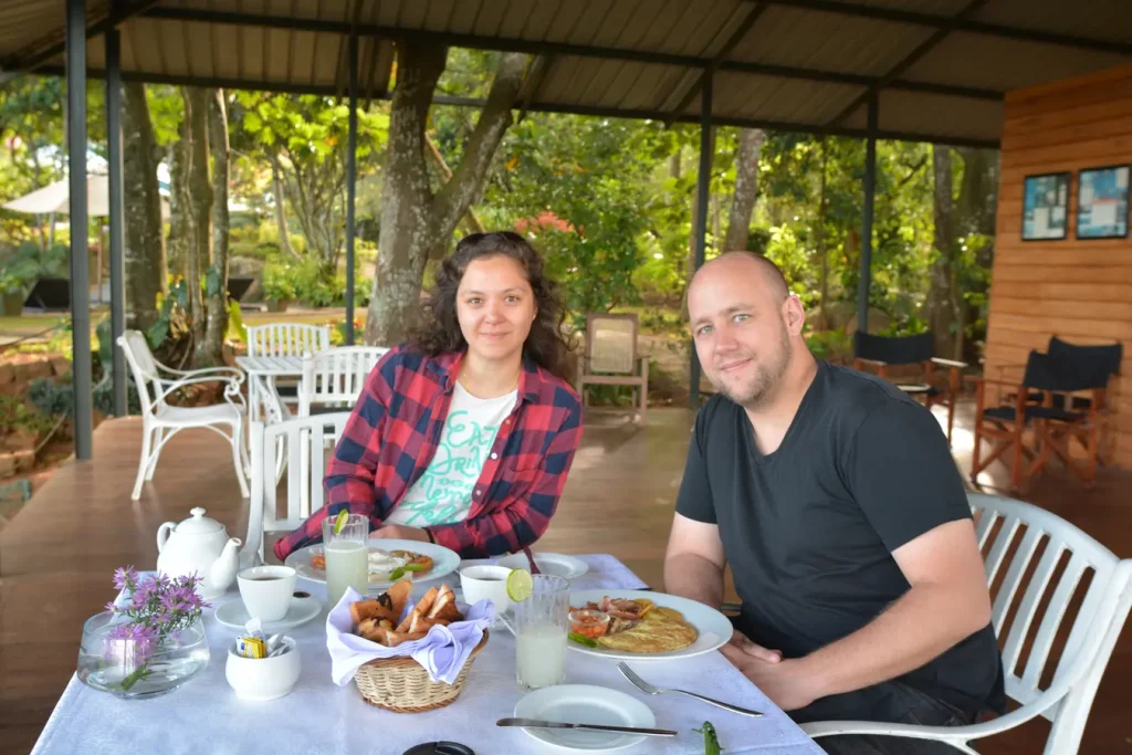 Frühstück im Mountbatten Bungalow