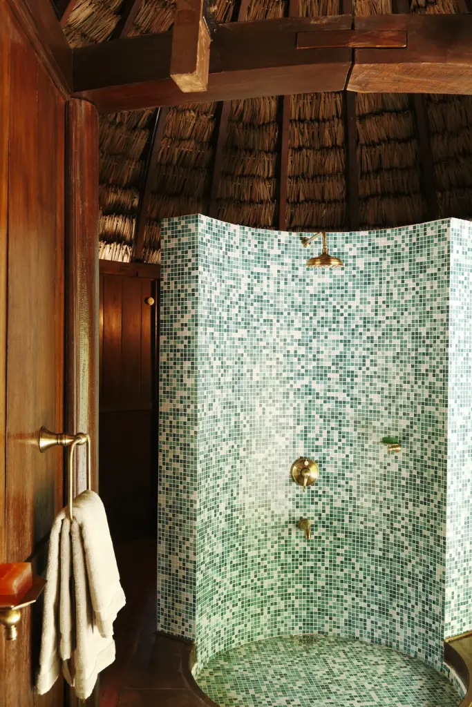 Nicobari Villa Dusche